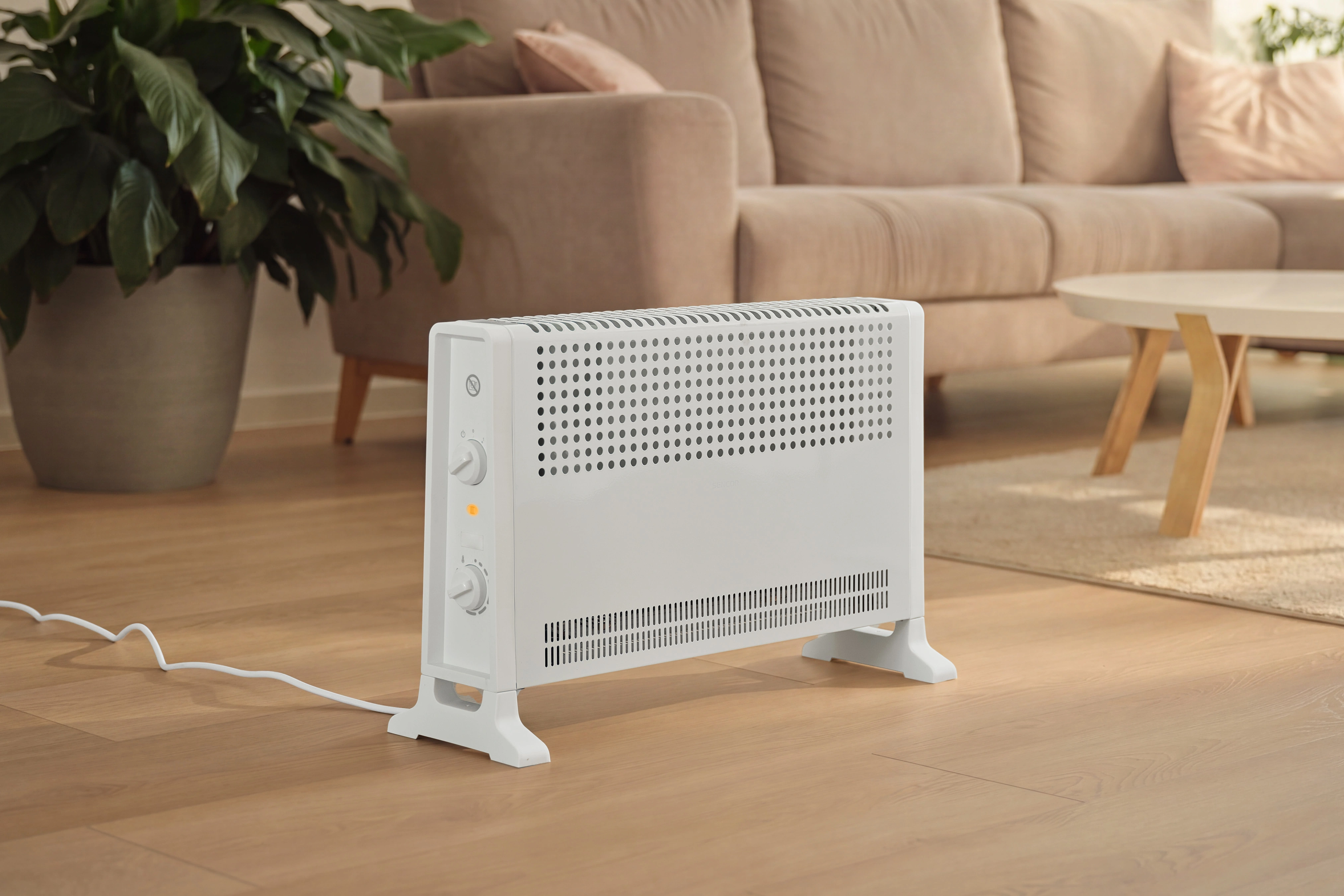 Sencor SCF 2011WH — Maksymalna moc 2000 W