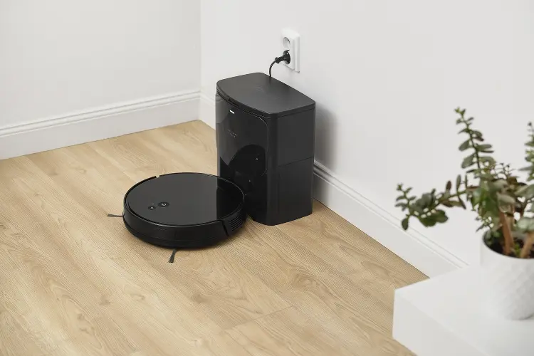 Sencor SRV 6485BK — Automatyczne opróżnianie do worka 3 l