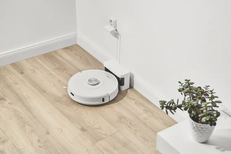 Sencor SRV 9350WH — Akumulator 5000 mAh na dłuższą trasę