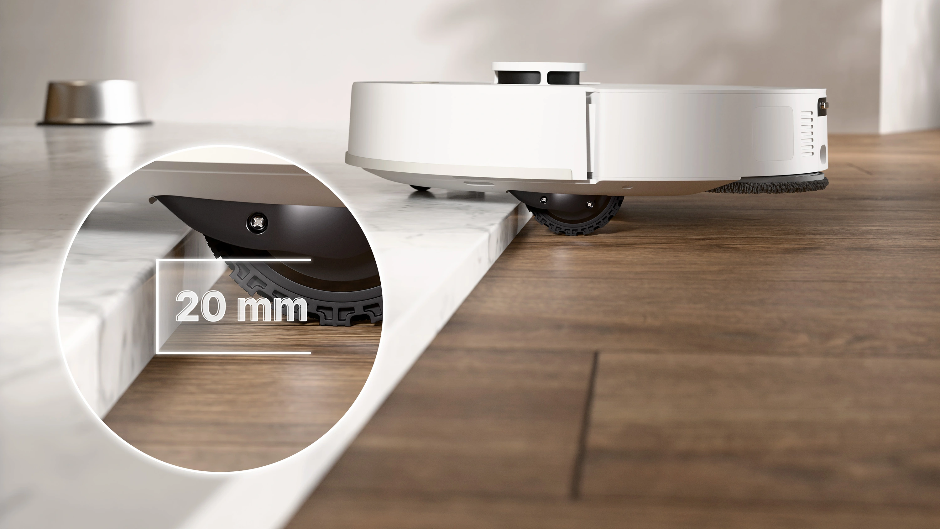 Sencor SRV 9690WH — Przejazd przez progi do 2 cm
