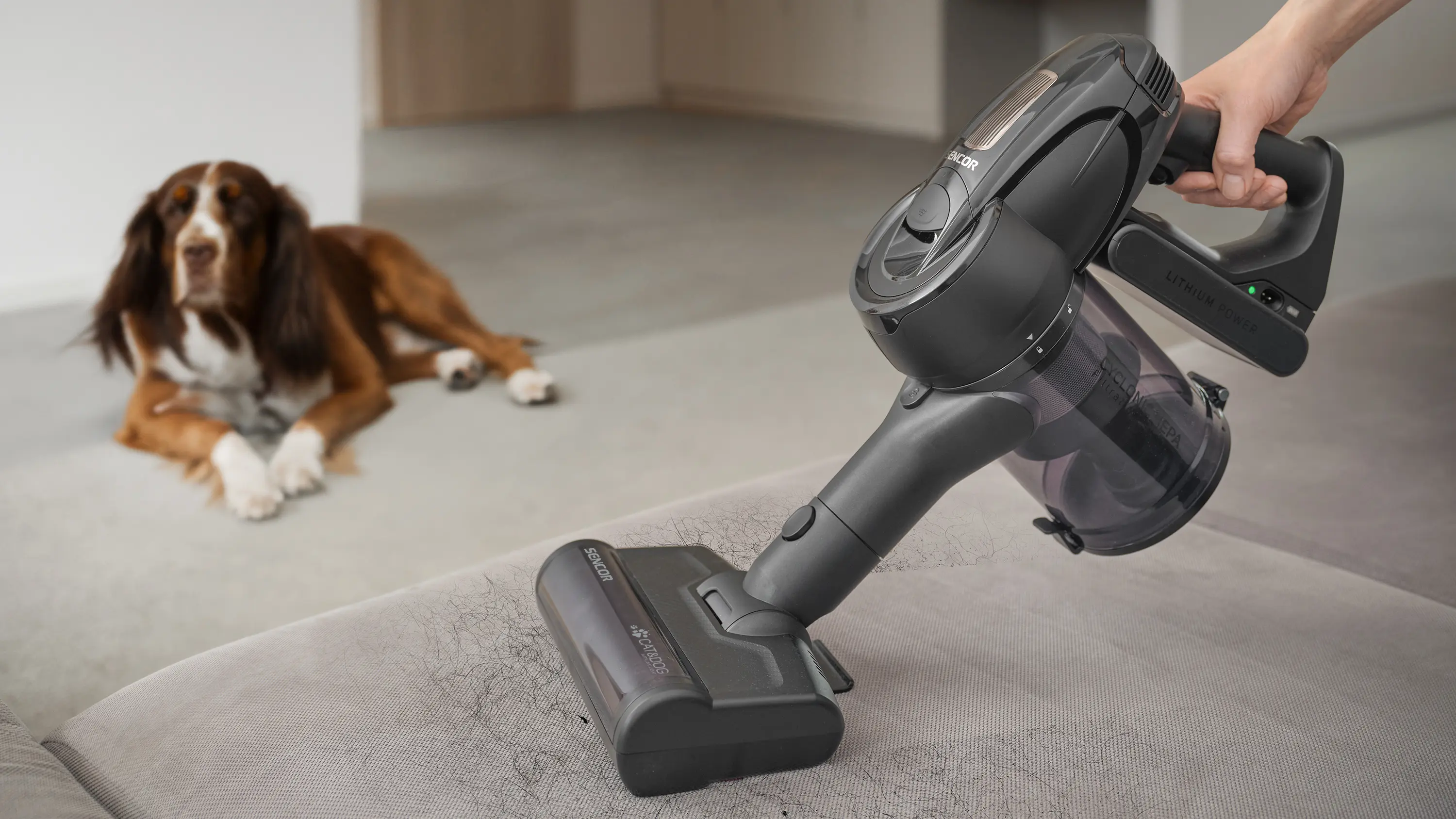 Sencor SVC 8776BK — Mała Cat & Dog ze światłem UV-C