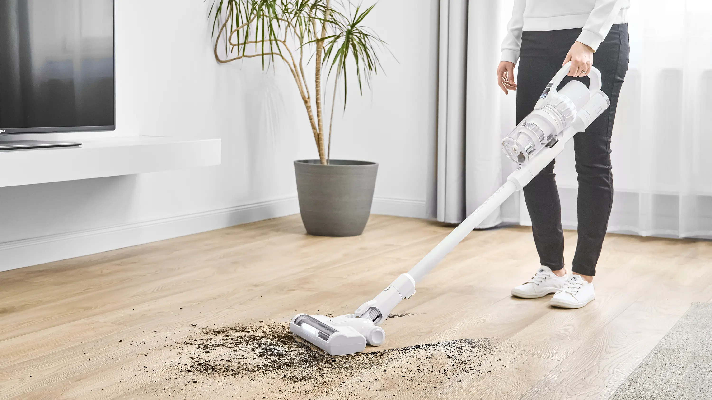 Sencor odkurzacz pionowy 3 w 1 z odłączaną jednostką SVC 9829WH