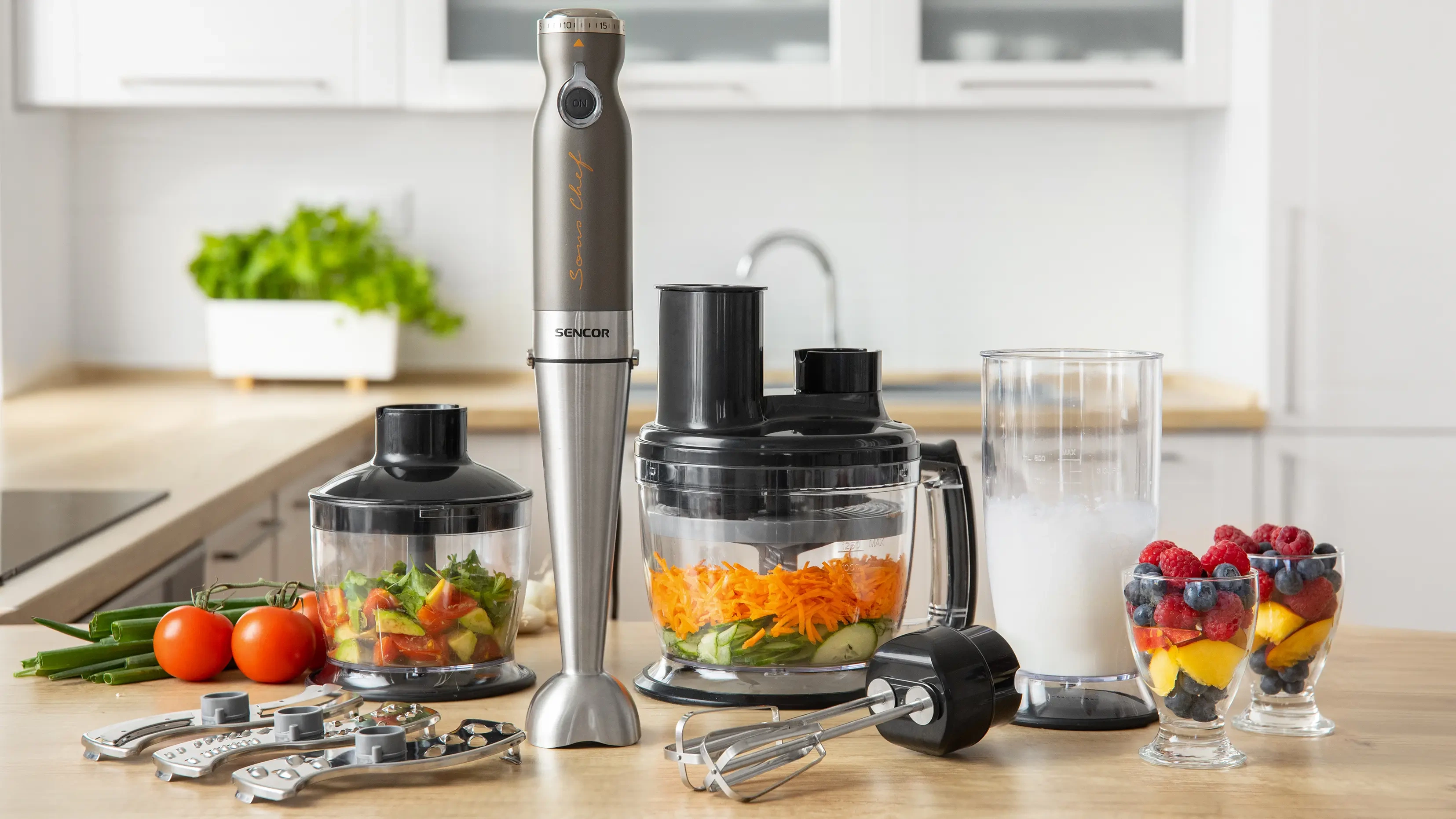 Sencor blender ręczny z 9 akcesoriami i mocą 1200 w 5501CH-EUE3