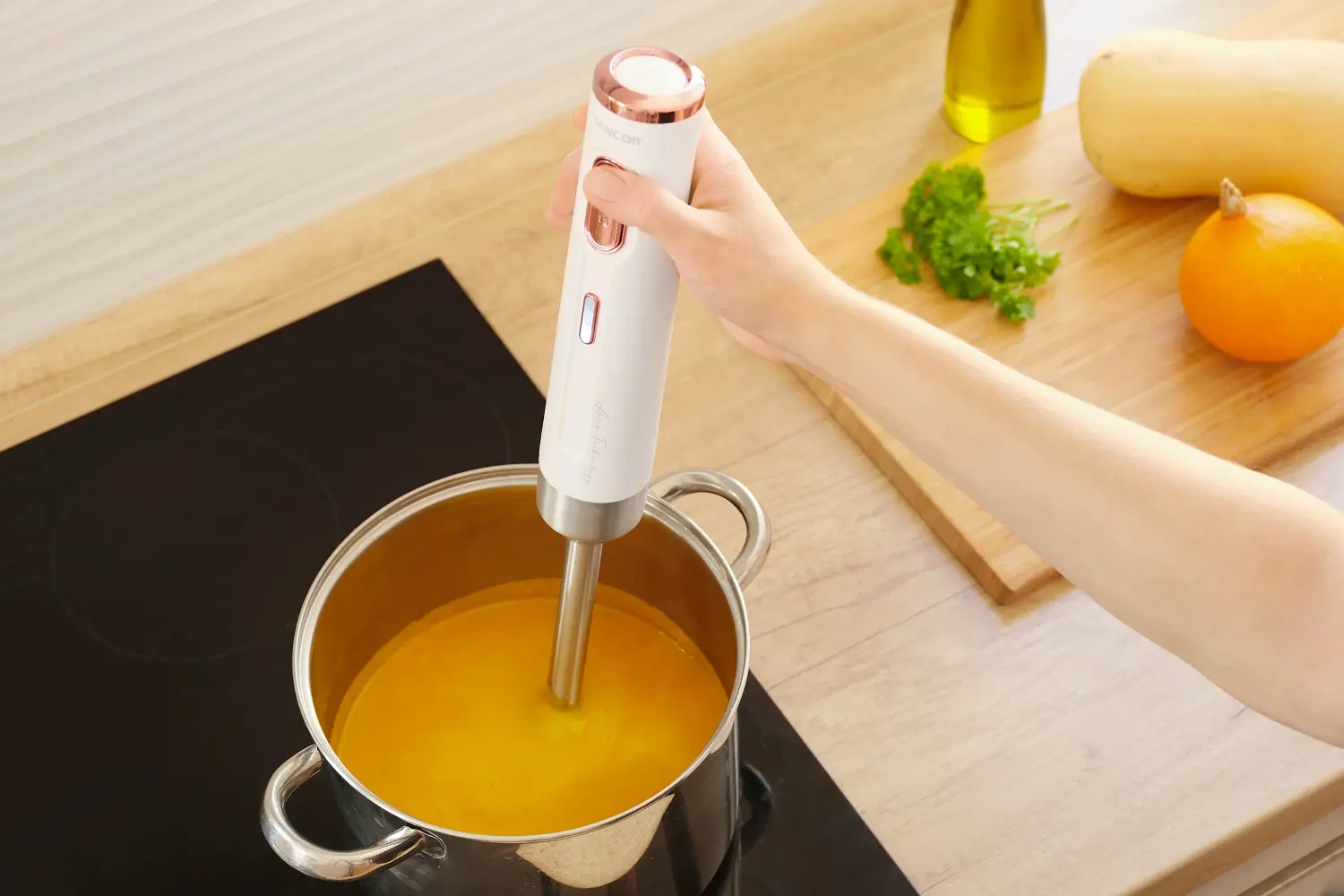 Sencor bezprzewodowy blender ręczny z akumulatorem SHB 9000WH