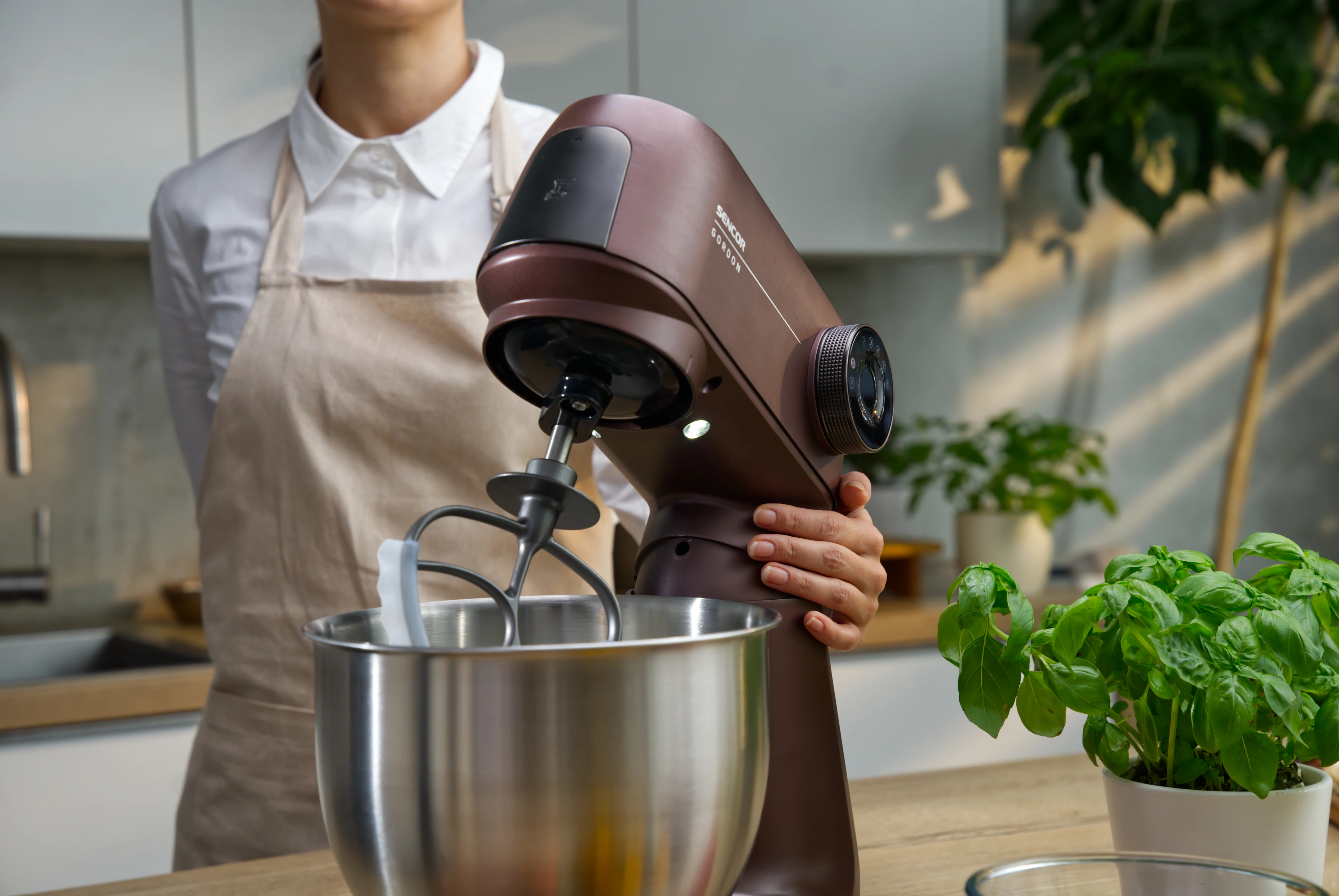 Sencor robot kuchenny z inteligentną wagą STM 7632WP