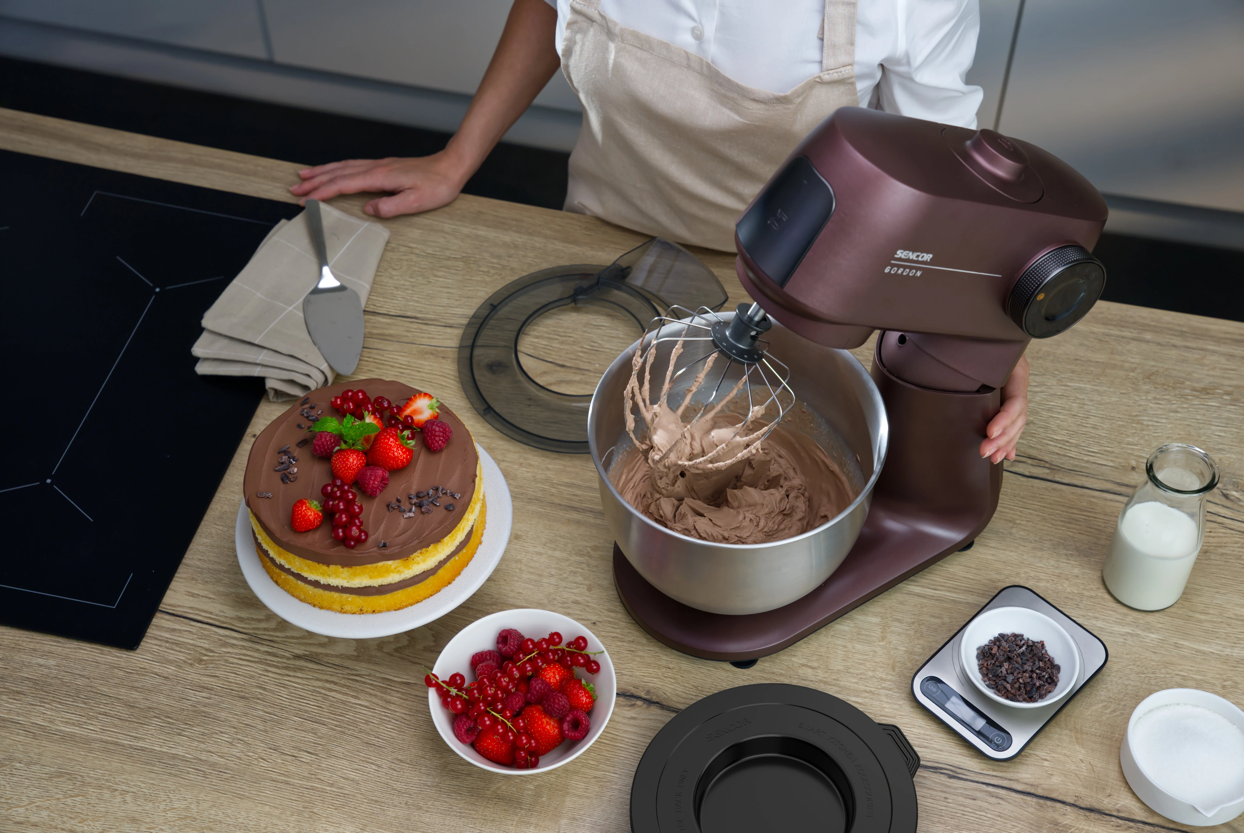 Sencor robot kuchenny z inteligentną wagą STM 7632WP