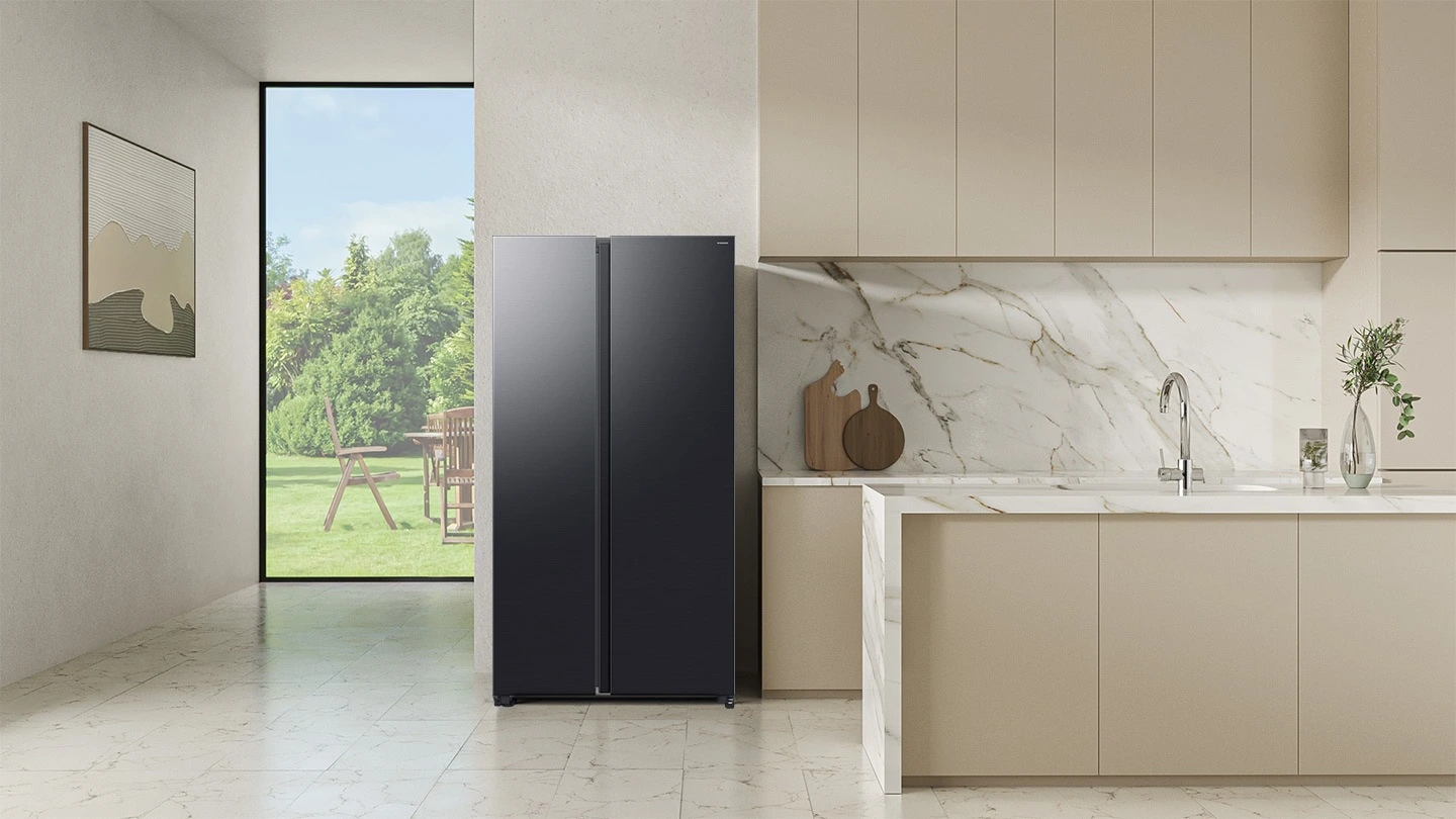 Samsung RS70F65QEFEO — aranżacja producenta