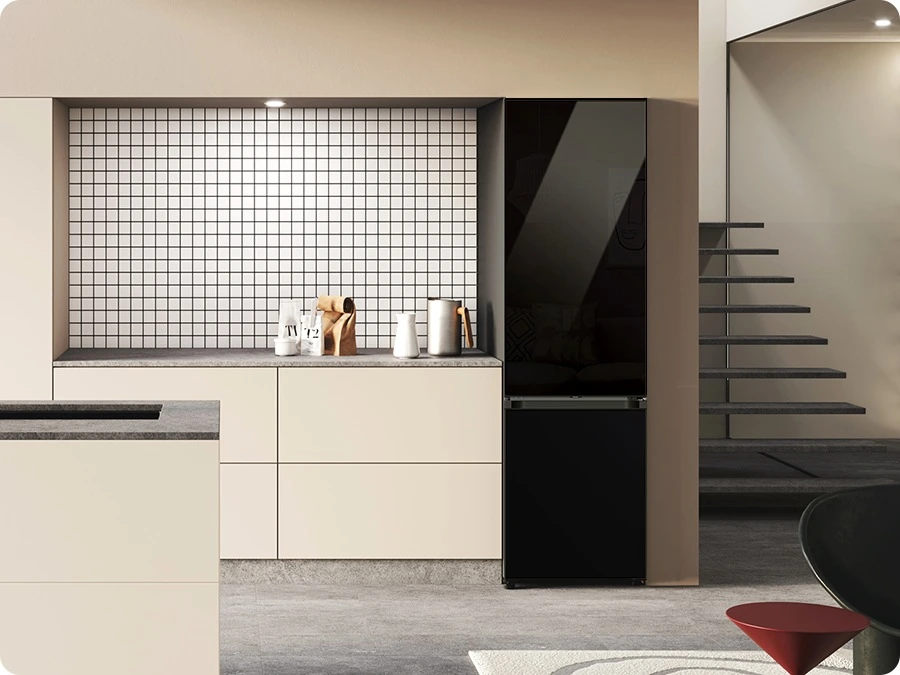 Samsung RB34C7B5D22/EF — Prosta linia frontu