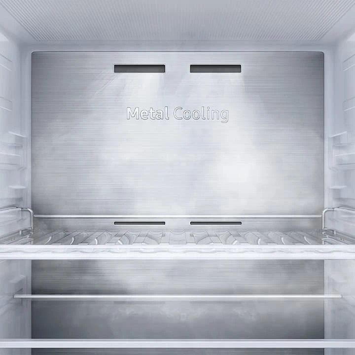 Samsung RB34C7B5CAP/EF — Metal Cooling
