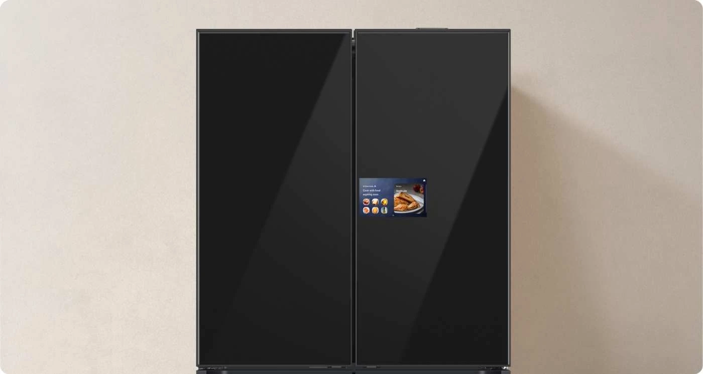 Samsung RM90F67CECEO — Family Hub z ekranem 9 cali